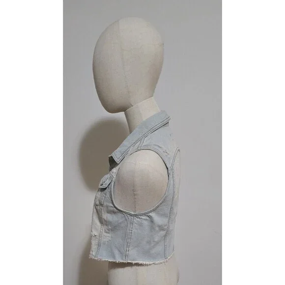 Denim Trucker Style Vest Womens Small Distressed Button Front Sleeveless Y2K New - Picture 16 of 16
